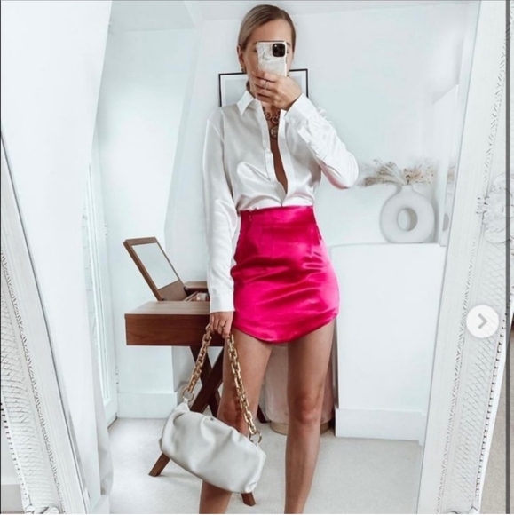 ZARA * PINK SATIN EFFECT MINI SKIRT - Picture 6 of 12